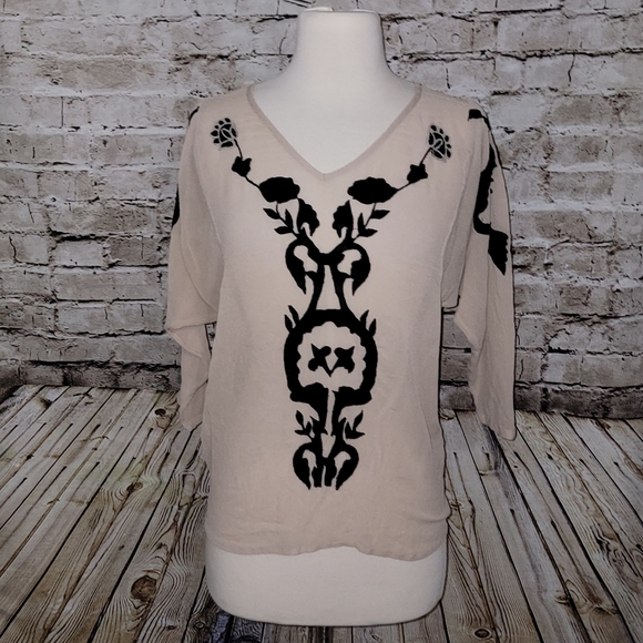 Anthropologie Tops - Anthropologie Maeve Top Size XS